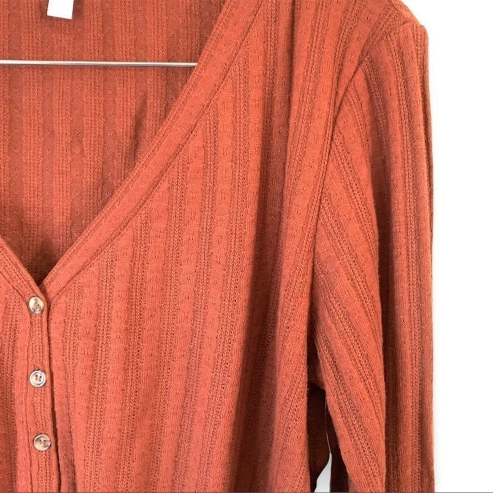 NWT Ribbed Button Front Cardigan Sweater - Picture 4 of 6